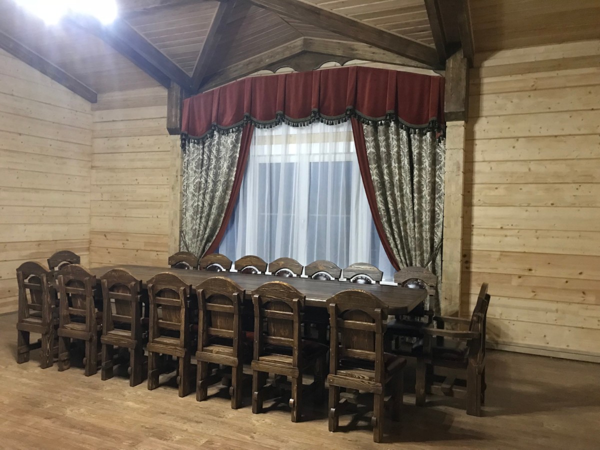 Текстильное оформление в охотничий домик в загородном доме поселка в Щелково Фото 1